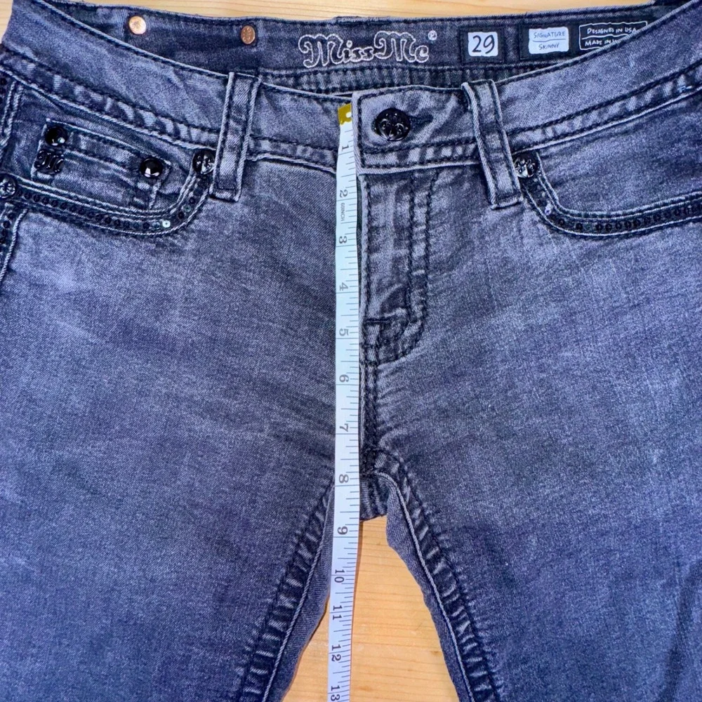Miss Me Signature Skinny Jeans Women's 29 Black‎ Fade Rhinestone Sequin Pockets
